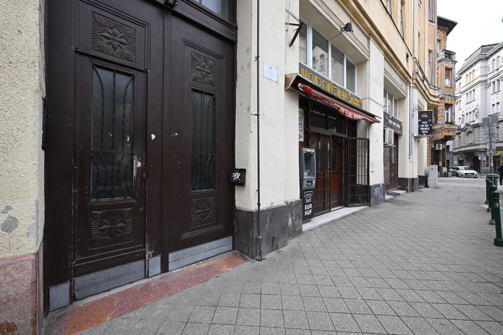 A Quiet Place In The Heart Of The City Budapest Exterior photo